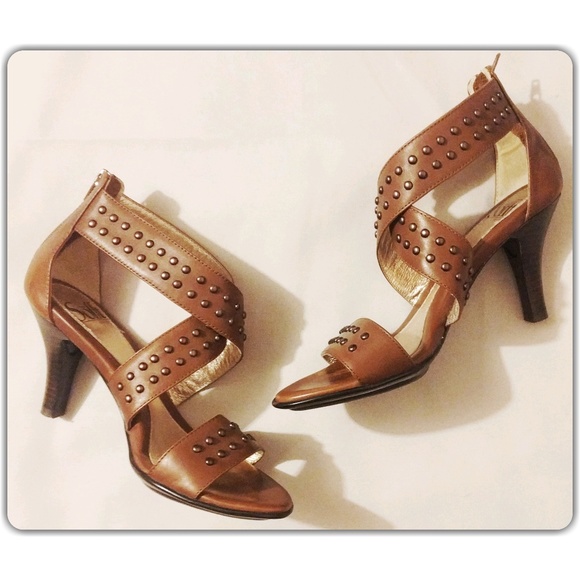 Sofft Shoes - Sofft Gladiator Strapped Sandals 6